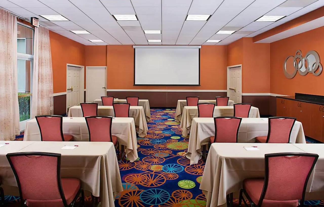 Residence Inn By Marriott Anaheim Resort Area/Гардън Гроув Екстериор снимка