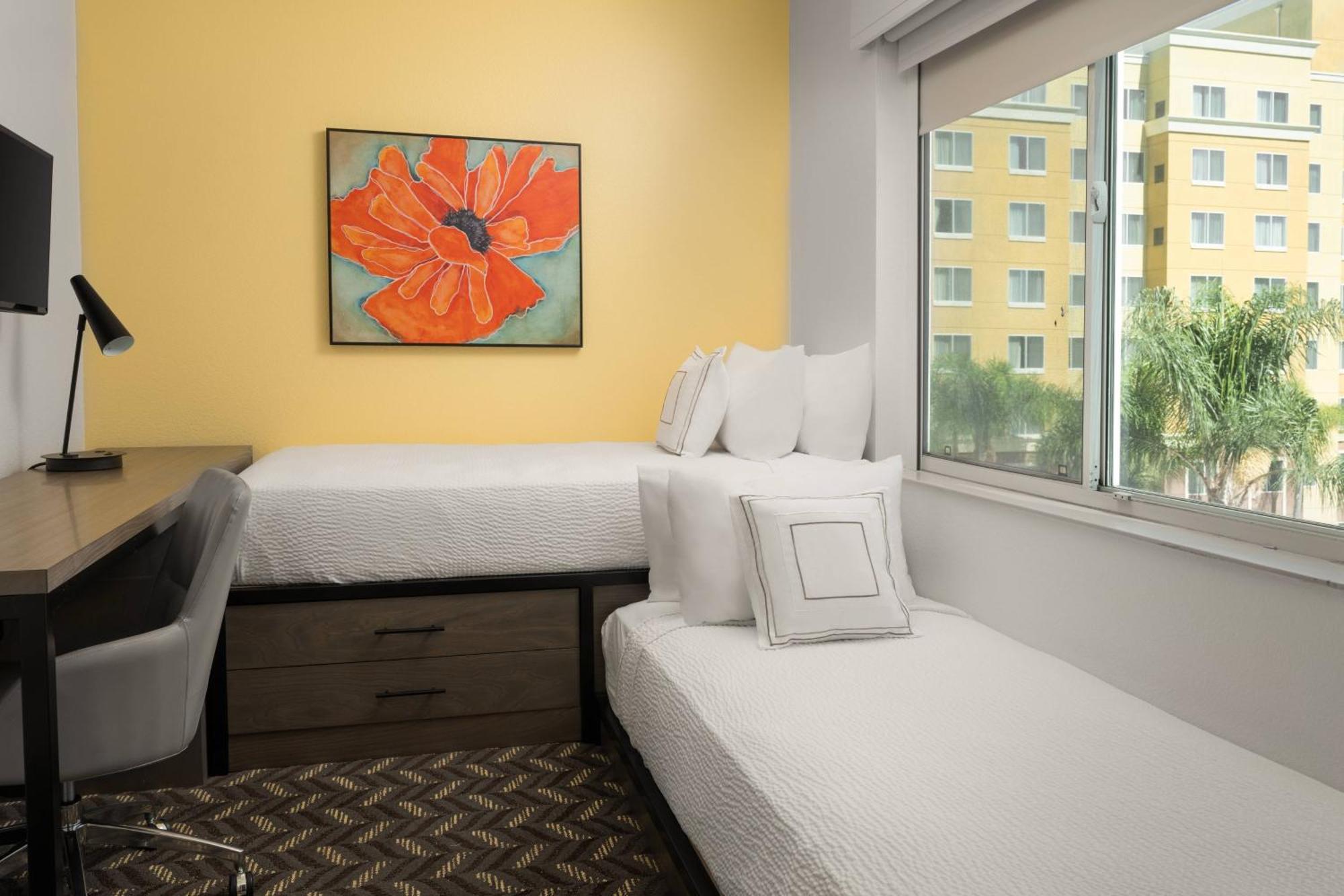 Residence Inn By Marriott Anaheim Resort Area/Гардън Гроув Екстериор снимка