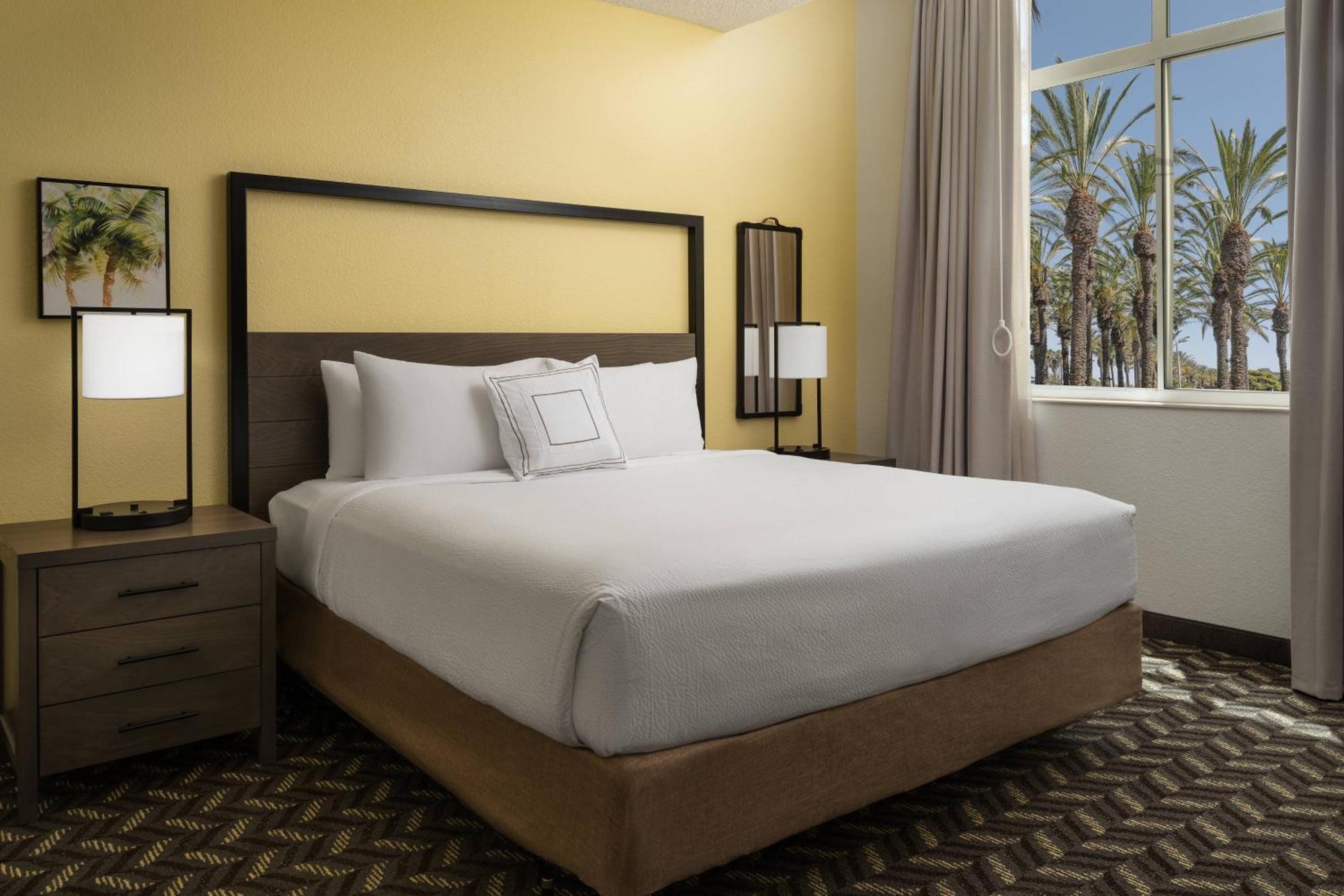 Residence Inn By Marriott Anaheim Resort Area/Гардън Гроув Екстериор снимка