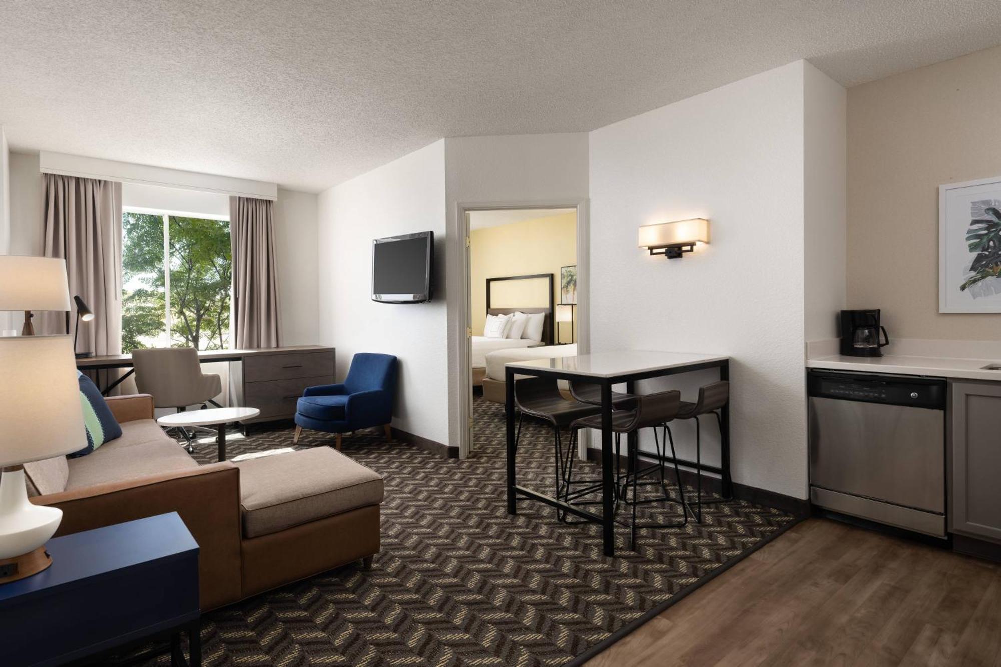 Residence Inn By Marriott Anaheim Resort Area/Гардън Гроув Екстериор снимка