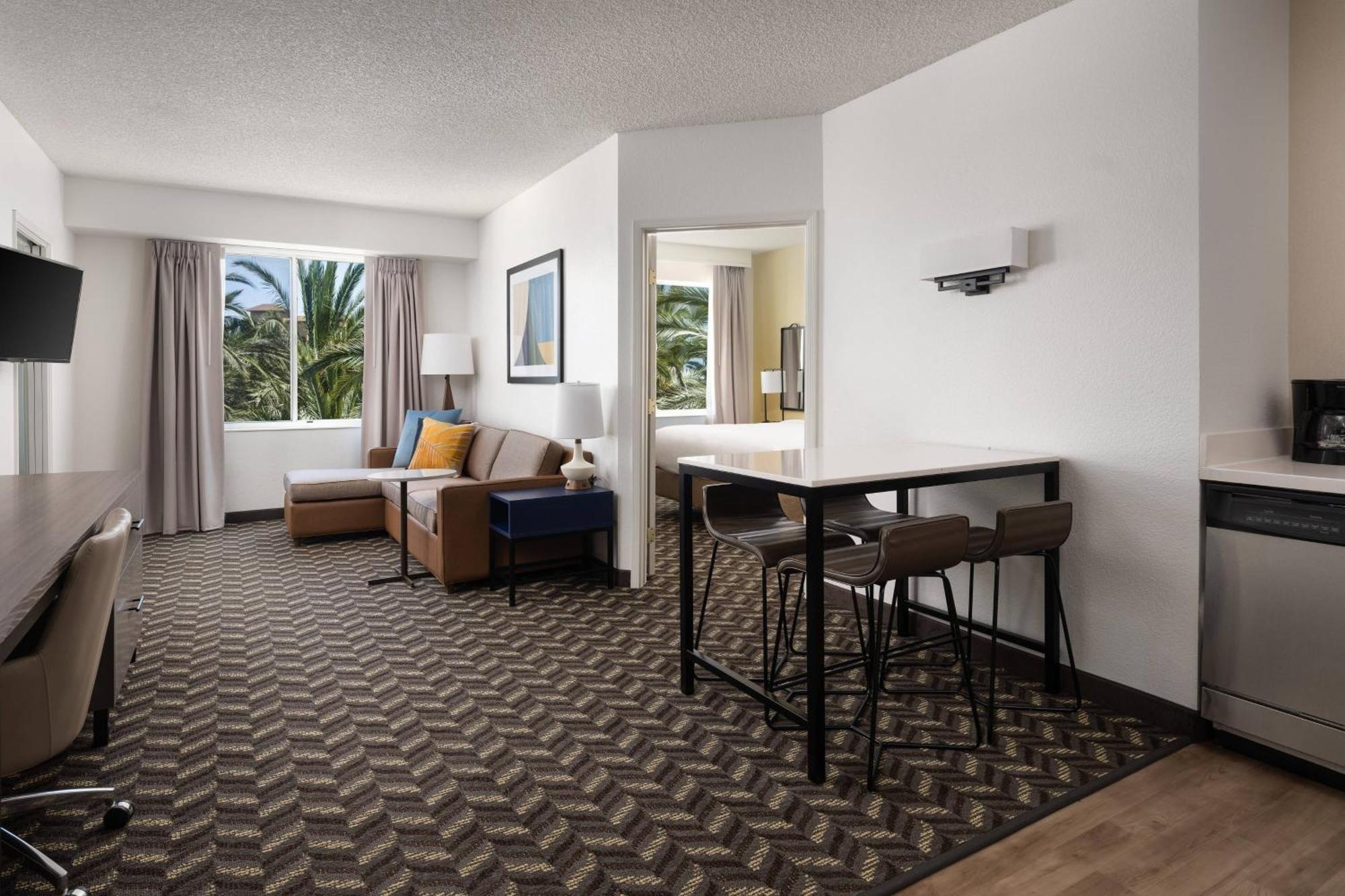 Residence Inn By Marriott Anaheim Resort Area/Гардън Гроув Екстериор снимка