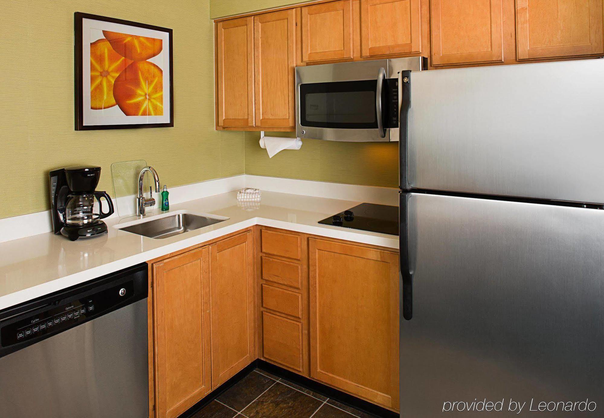 Residence Inn By Marriott Anaheim Resort Area/Гардън Гроув Екстериор снимка