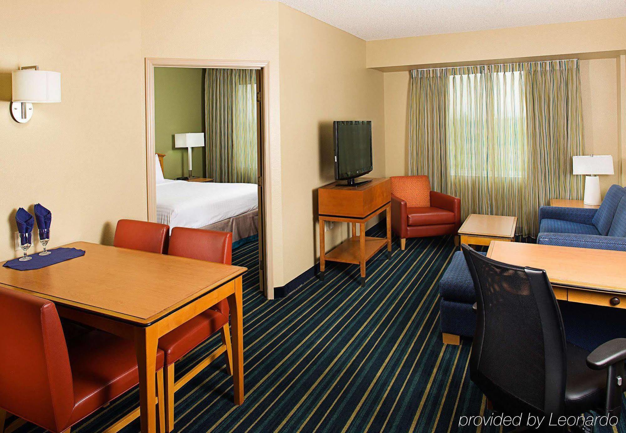 Residence Inn By Marriott Anaheim Resort Area/Гардън Гроув Екстериор снимка