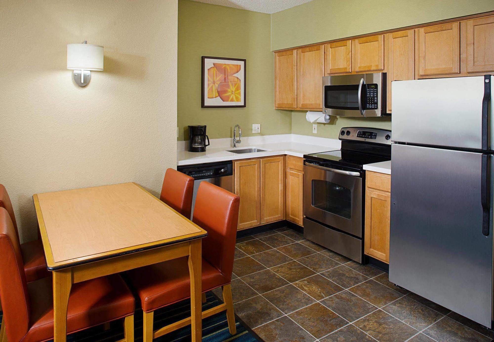 Residence Inn By Marriott Anaheim Resort Area/Гардън Гроув Екстериор снимка